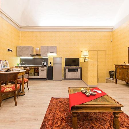 Lussuoso Appartamento Nel Cuore Di Μπολόνια Εξωτερικό φωτογραφία