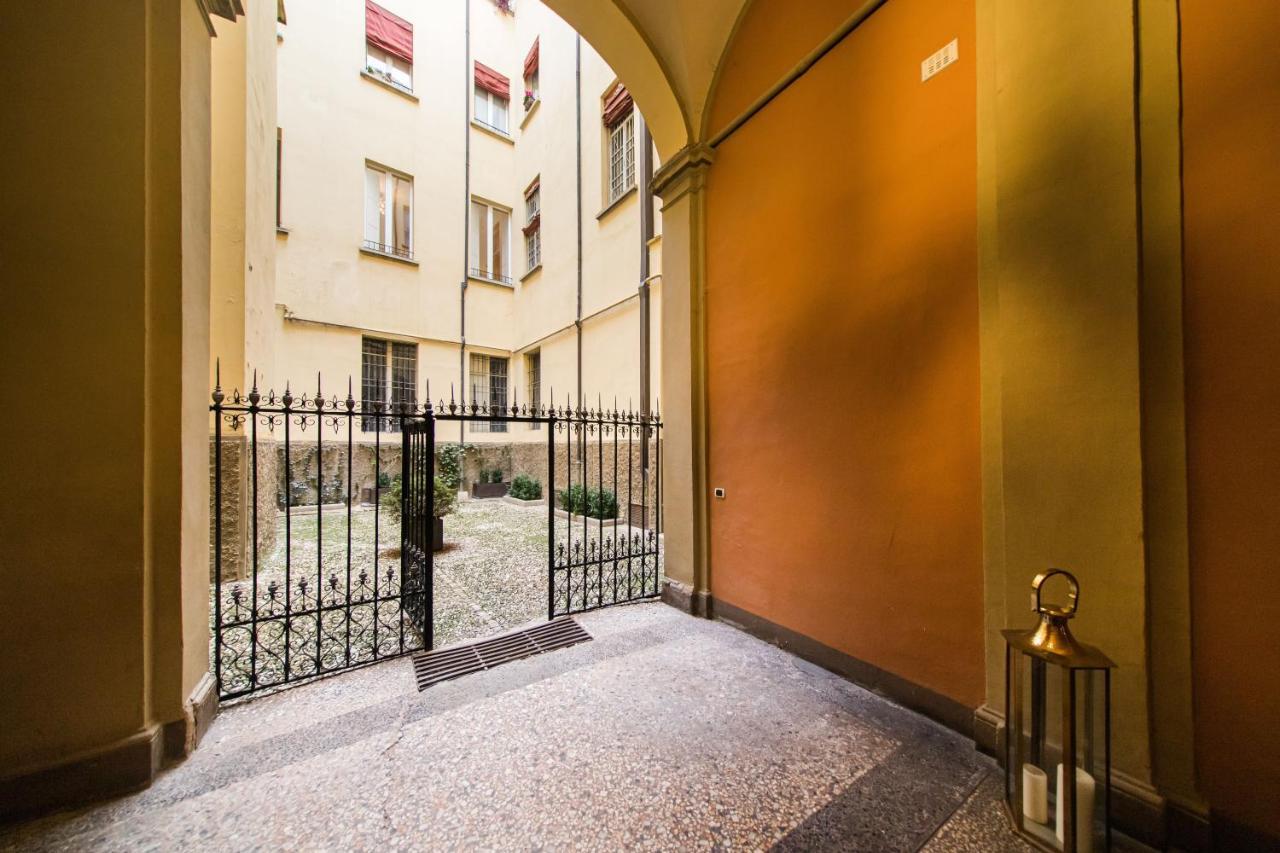 Lussuoso Appartamento Nel Cuore Di Μπολόνια Εξωτερικό φωτογραφία